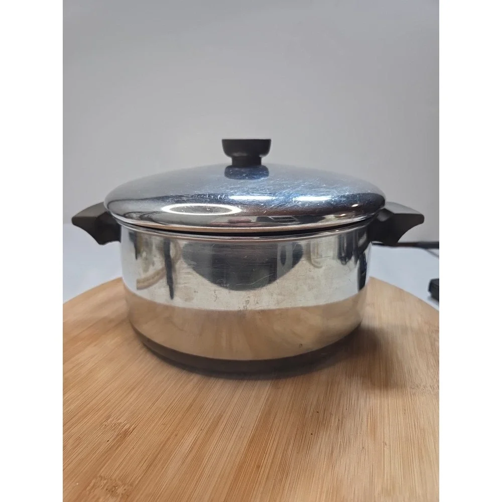 Revere Ware 4 1/2 Qt Stock Pot w/ Lid Clinton ILL USA Copper Bottom